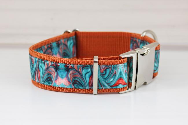 Hundehalsband oder Hundegeschirr, modernes Design, türkis, rot und orange